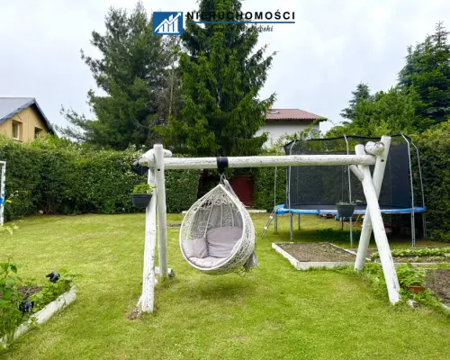 Dom z dwoma mieszkaniami, ogród, Polkowice