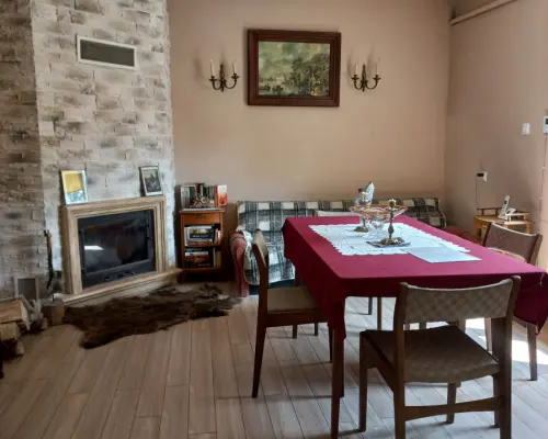 Dom wolnostojący 250m2 | Działka 34ar | Budynki