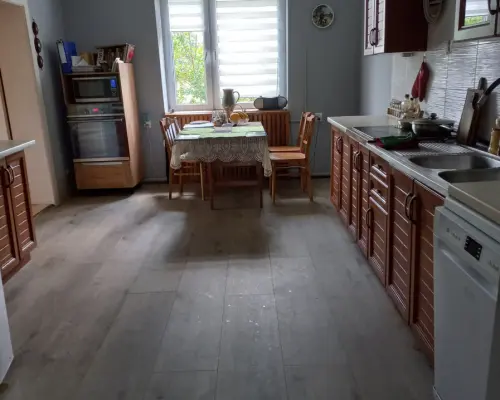 Dom wolnostojący 250m2 | Działka 34ar | Budynki