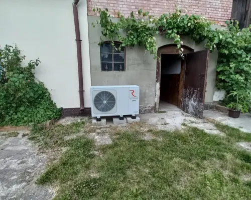 Dom wolnostojący 250m2 | Działka 34ar | Budynki
