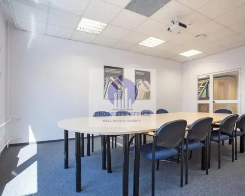 Włochy:lokal biurowy 830m2 do wynajęcia