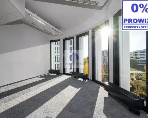 Włochy: umeblowany lokal biurowy 360m2 do wynajęcia