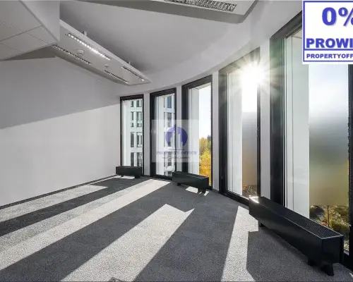 Włochy: umeblowany lokal biurowy 315m2 do wynajęcia