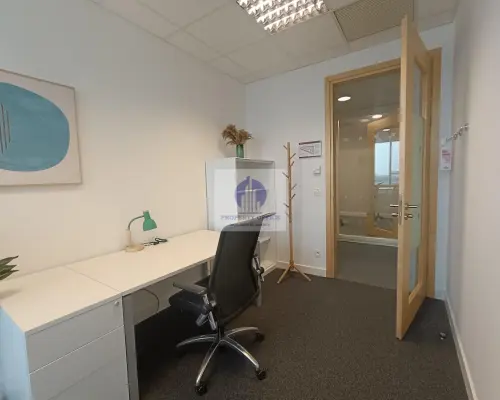 Śródmieście: biurko w coworkingu do wynajęcia