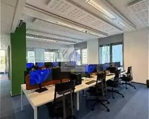 Mokotów: lokal biurowy 325 m2 do wynajęcia