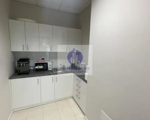 Śródmieście : loakl biurowy 120,38m2 do podnajmu