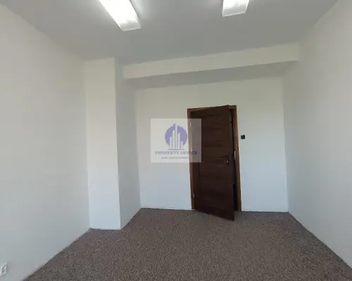 Praga Południe: lokal biurowy 23,10m2 do wynajęcia