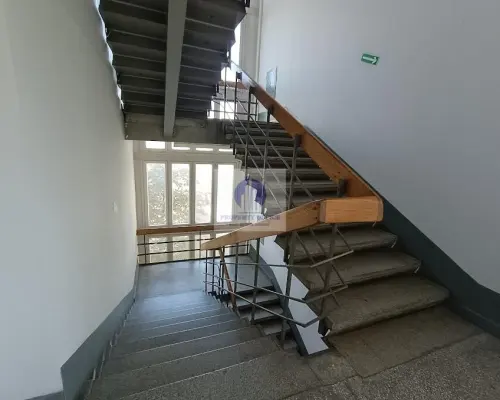 Praga Południe: lokal biurowy 23,10m2 do wynajęcia