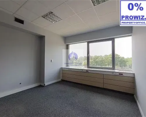 Wawer: lokal biurowy 30,11m2 do wynajęcia