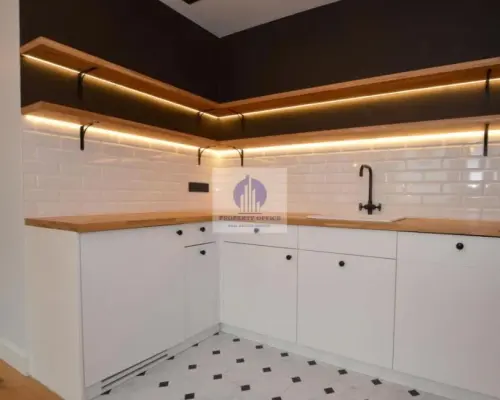 Śródmieście: lokal biurowy 286,30m2 do podnajmu