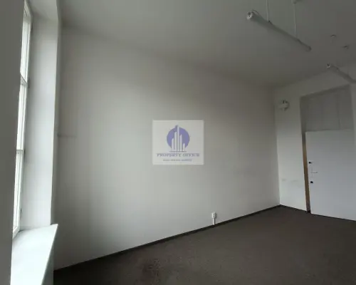 Praga Północ: lokal biurowy 19,64 m2 do wynajęcia