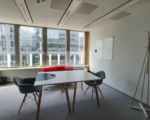 Wola: lokal biurowy 235 m2 do wynajęcia