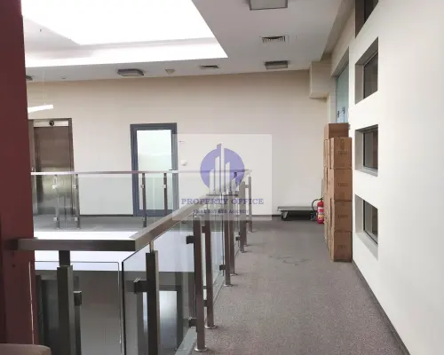 Włochy: lokal biurowy 24,51 m2 do wynajęcia
