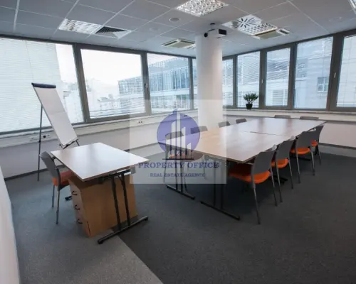 Warszawa Wola: sala konferencyjna dla 10-22 osób na wynajem