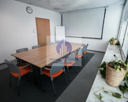 Warszawa Wola: sala konferencyjna dla 8 osób do wynajęcia