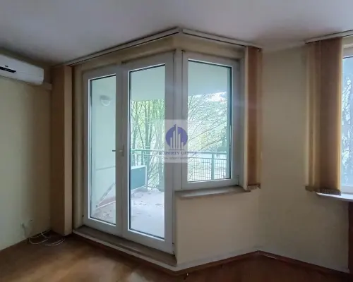Mokotów: lokal biurowy 104m2 do wynajęcia