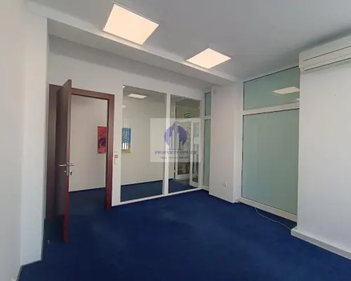 Wilanów : lokal biurowy 28m2 do wynajęcia