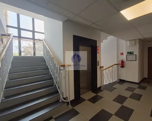 Śródmieście: lokal biurowy 16,16m2 do wynajęcia