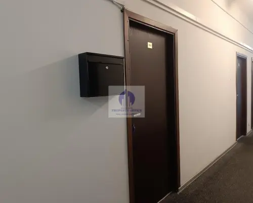 Włochy: lokal biurowy 13,70m2 do wynajęcia