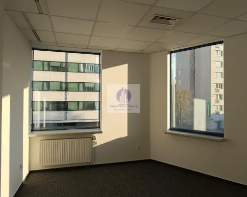Śródmieście: lokal biurowy 75,25 m2 na wynajem