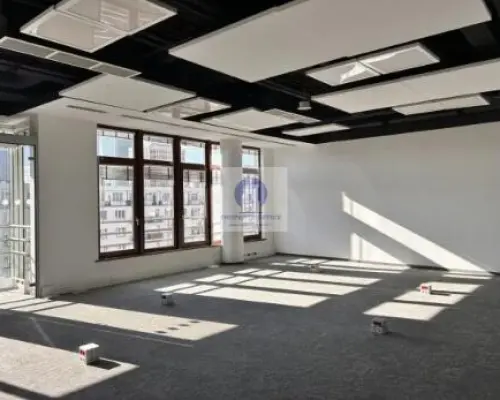 Śródmieście: lokal biurowy 586,43m2 do wynajęcia