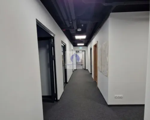 Ochota: lokal biurowy 304m2 do wynajęcia