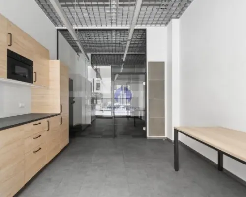 Mokotów: lokal usługowo-biurowy 390m2 do wynajęcia
