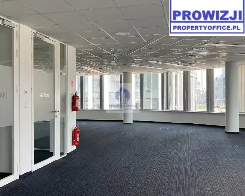 Wola: lokal biurowy 947m2 do wynajęcia