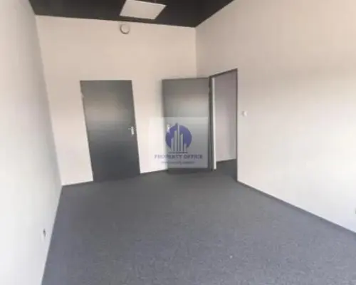 Włochy: lokal biurowy 91,30 m2 do wynajęcia