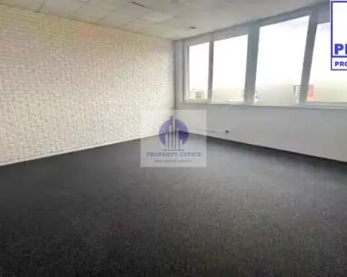 Włochy: lokal biurowy 31,90m2 do wynajęcia