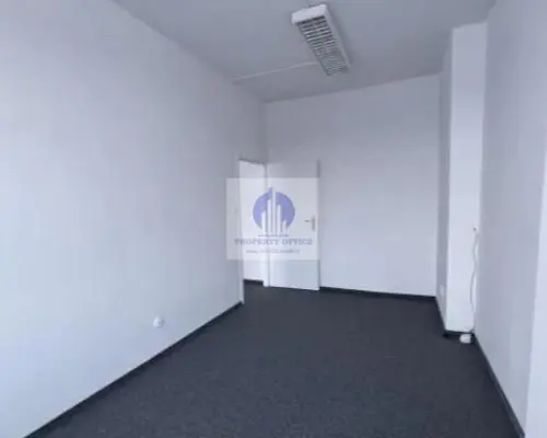 Włochy: lokal biurowy 35,20m2 do wynajęcia