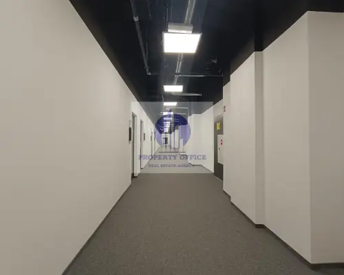 Włochy: lokal biurowy 36,30 m2 do wynajęcia
