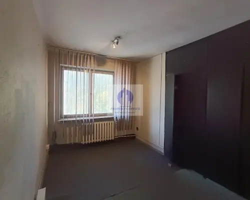 Włochy: blokal biurowy 26m2 do wynajęcia