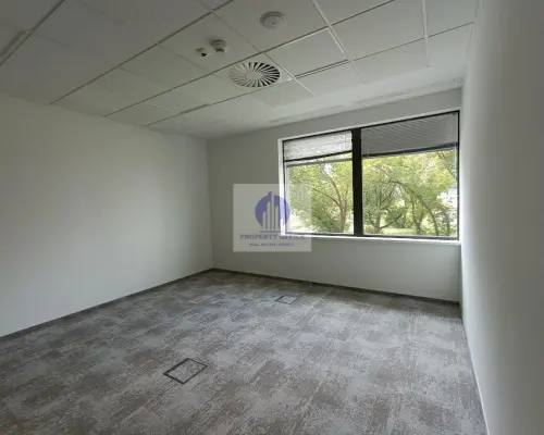 Mokotów: lokal biurowo-usługowy 459 m2 do wynajęcia