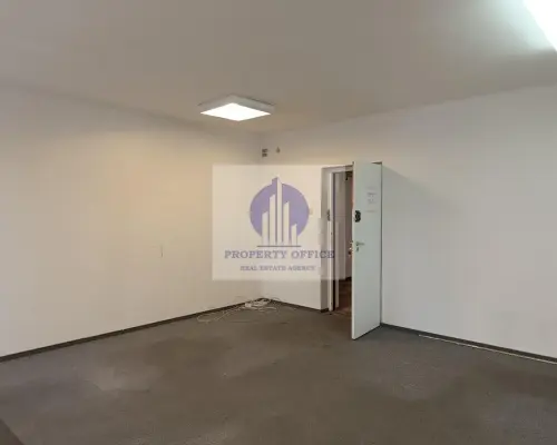 Włochy: lokal biurowy 28,60m2 do wynajęcia