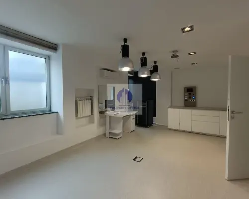 Wilanów : lokal biurowo-usługowy 135m2 do wynajęcia