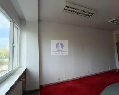 Praga Południe:lokal biurowy 23,70m2 do wynajęcia
