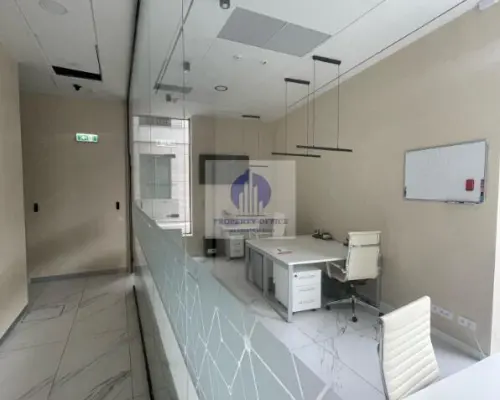 Śródmieście: lokal na usługi medyczne 690m2 do wynajęcia