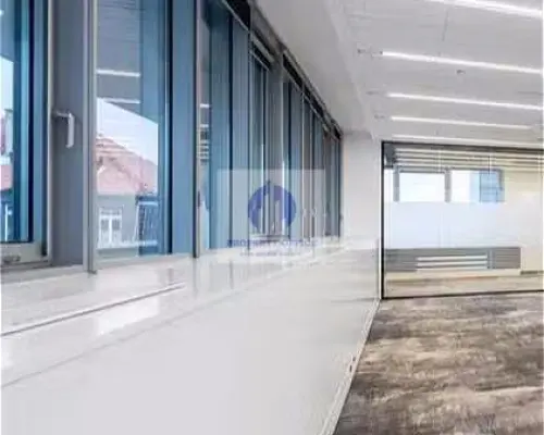 Mokotów: lokal biurowy 330m2 do wynajęcia