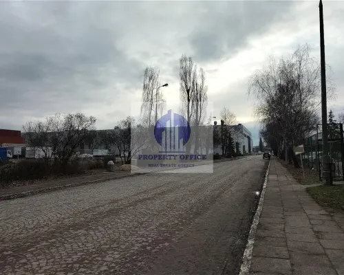 Praga Północ: plac na wynajem