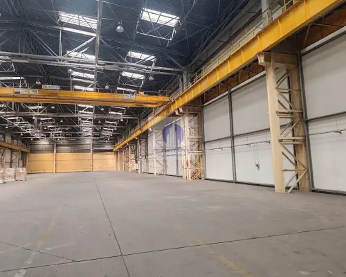 Bielany: magazyn 4941 m2 do wynajęcia