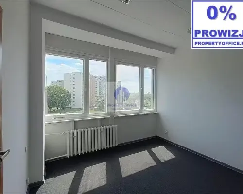 Praga Południe: lokal biurowy 15,30m2 do wynajęcia