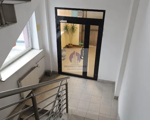 Mokotów: lokal biurowy 56m2 do wynajęcia