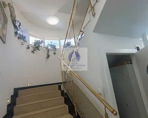 Wilanów : lokal biurowy 26m2 do wynajęcia