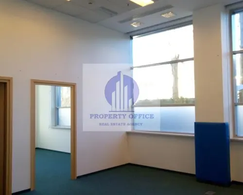Mokotów: lokal biurowy 692 m2 do wynajęcia