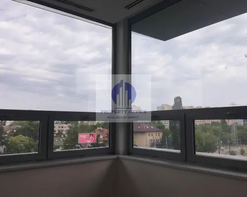 Praga Południe: lokal biurowy 218,09m2 do wynajęcia
