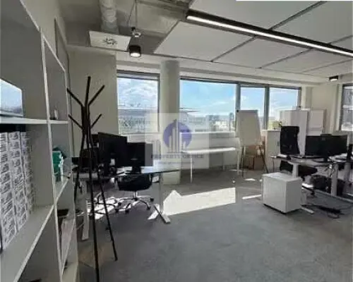 Wola: lokal biurowy 839 m2 do podnajmu