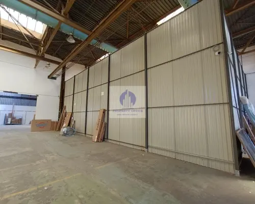 Bielany: magazyn 1028,75m2 do wynajęcia