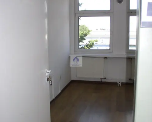 Targówek: biuro 12,50 m2 do wynajęcia