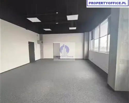 Włochy: lokal biurowy 80,30 m2 do wynajęcia